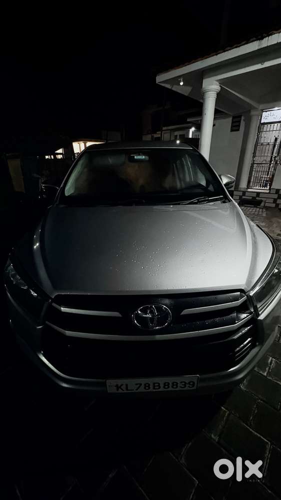 Toyota Innova Crysta 2018 G