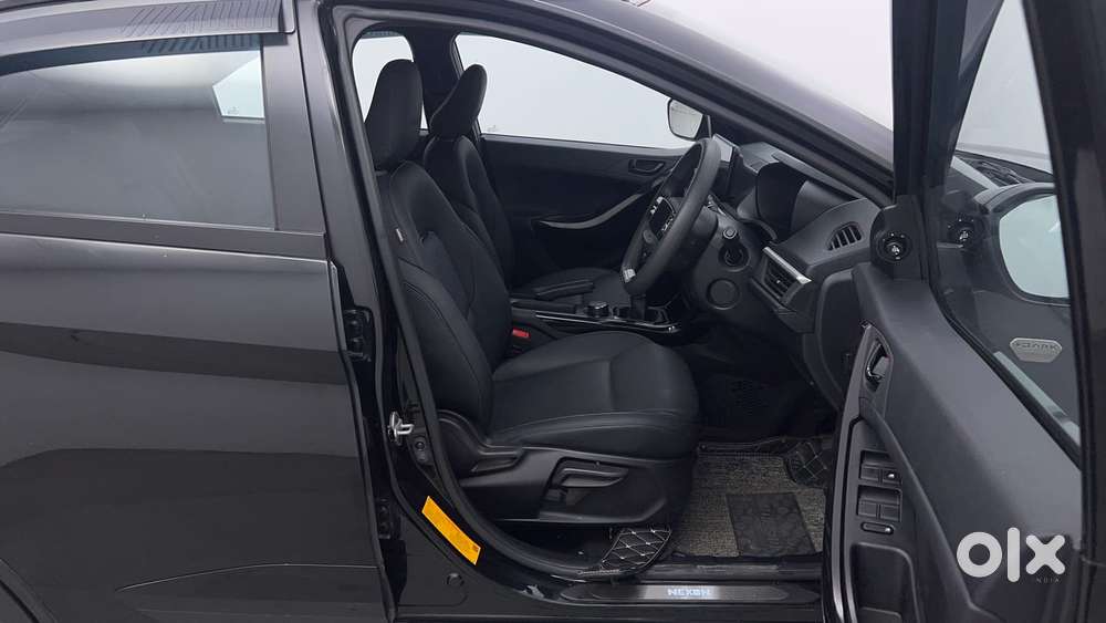 Tata Nexon Creative Plus 1.2 Petrol 6mt Dark Edition, 2024, Petrol