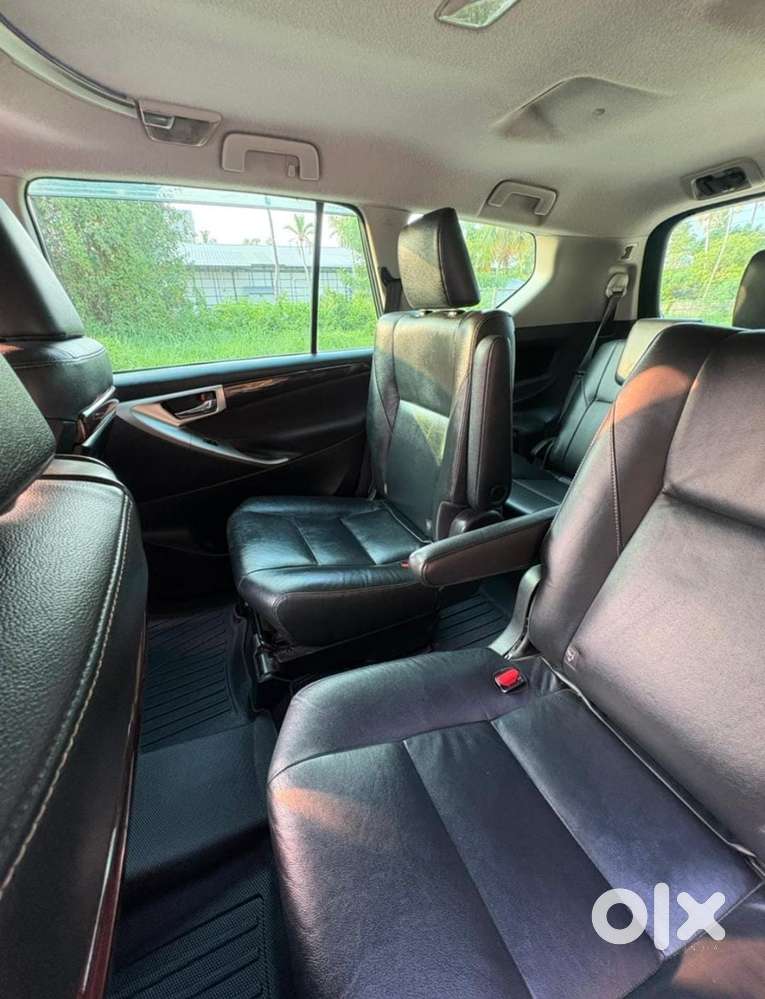 Toyota Innova Crysta 2.5z, 2016, Diesel