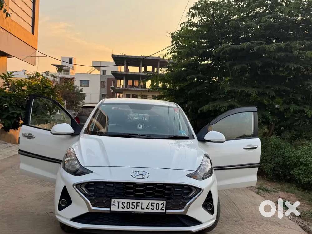 Hyundai Aura 2022 Petrol 92000 Km Driven