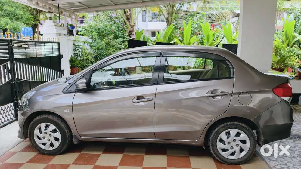 Honda Amaze 2015 Diesel Model In Good Condition.