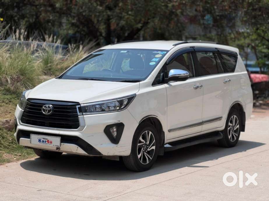 Toyota Innova Crysta 2.4 G Mt 7 Str, 2021, Diesel