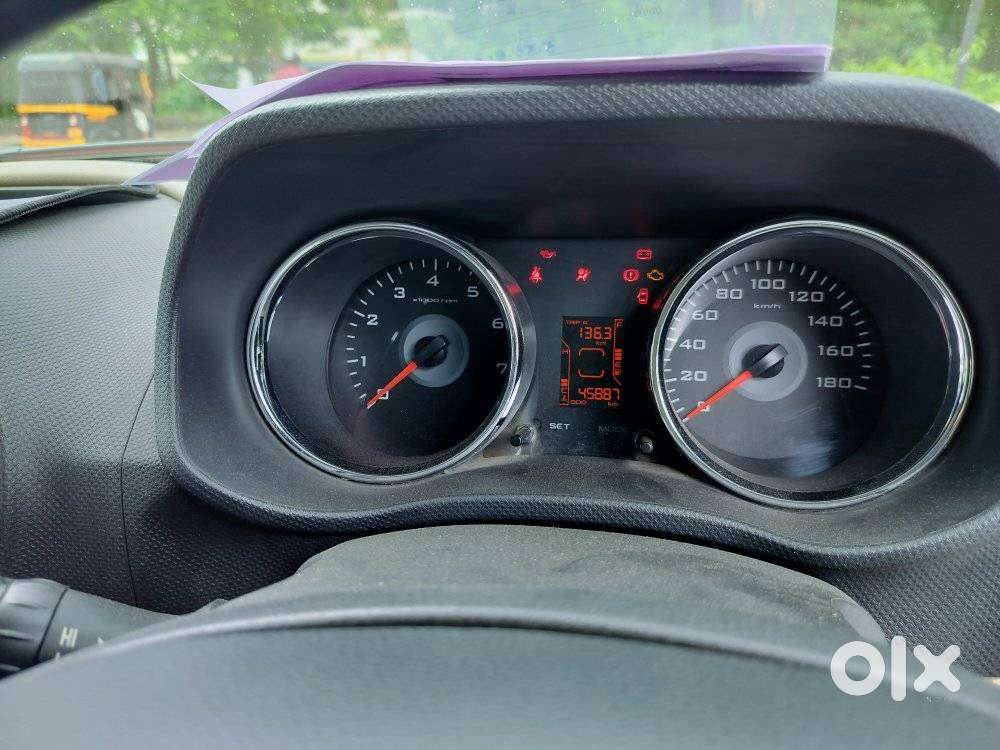Mahindra Tuv 300 T8, 2016, Diesel