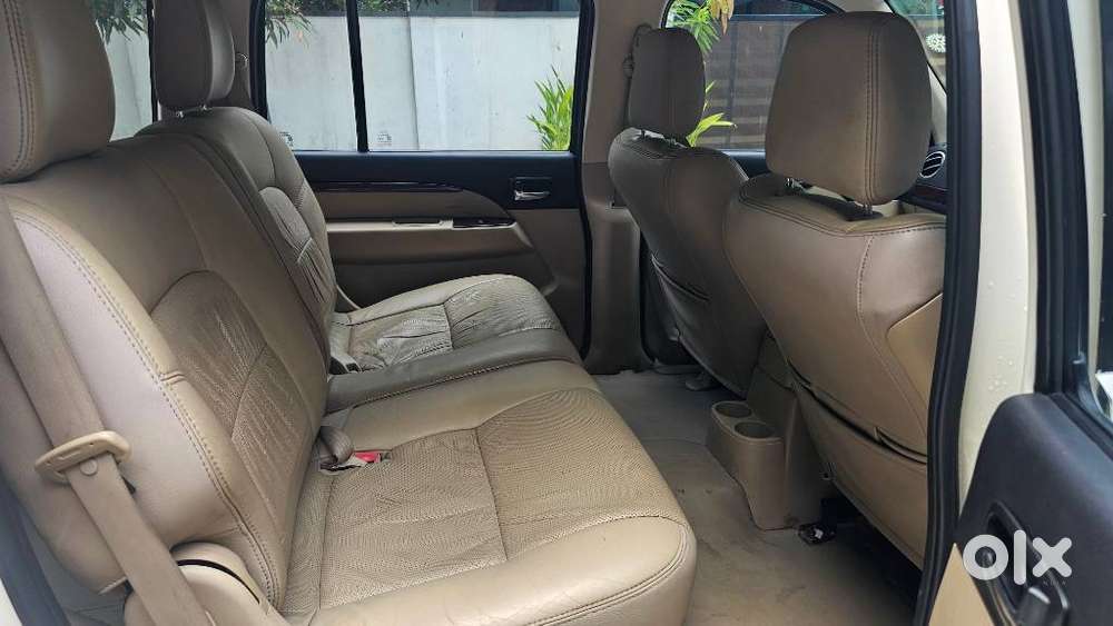 Ford Endeavour 2.2 Titanium At 4x2, 2013, Diesel