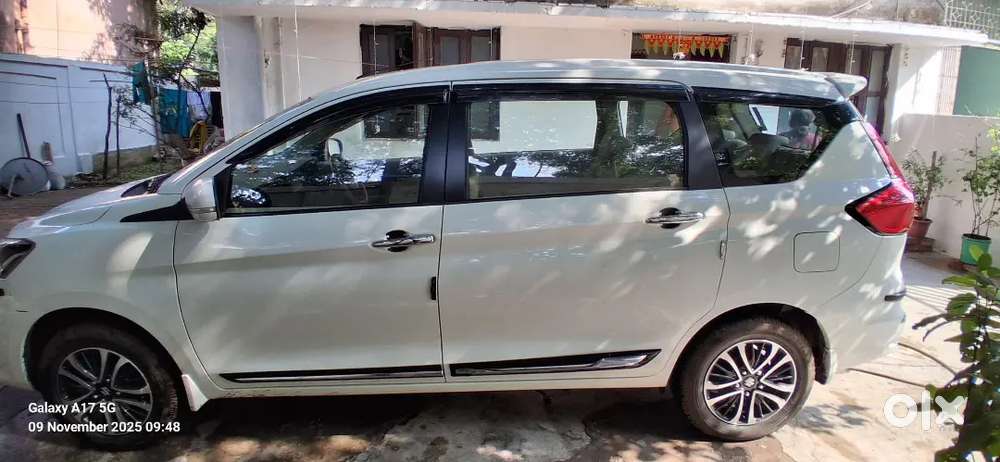 Sale  Maruti Ertiga Zxi +