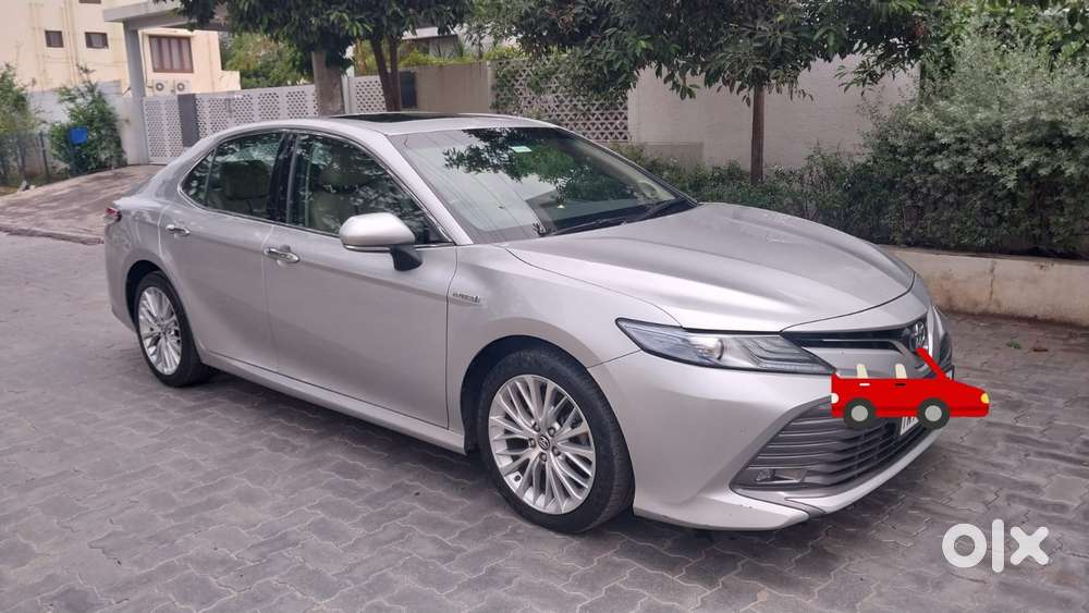 Toyota Camry Hybrid, 2019, Petrol