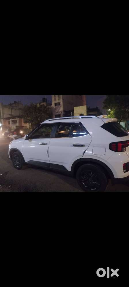 Hyundai Venue Diesel 2023