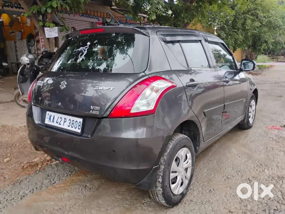 Maruti Suzuki Swift 2015 Diesel 109000 Km Driven