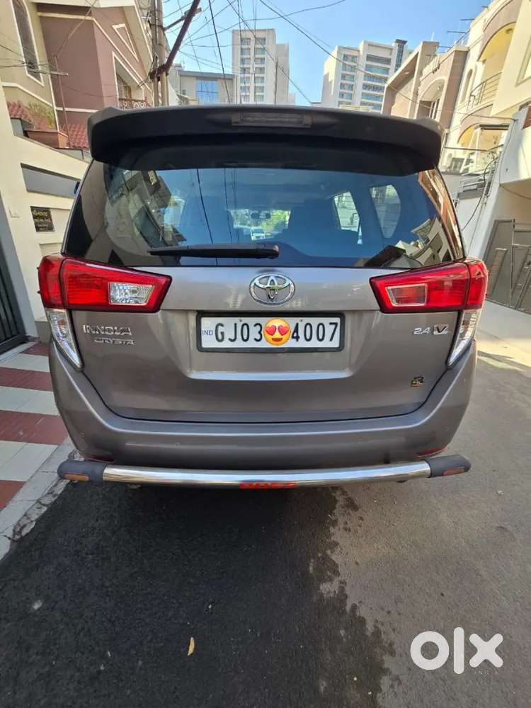 Toyota Innova Crysta 2021 Diesel 65000 Km Driven