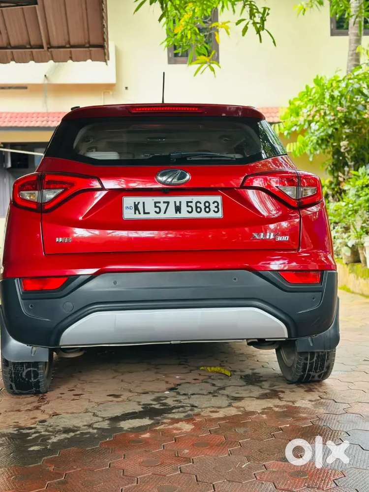Mahindra Xuv300 2021 Diesel Well Maintained
