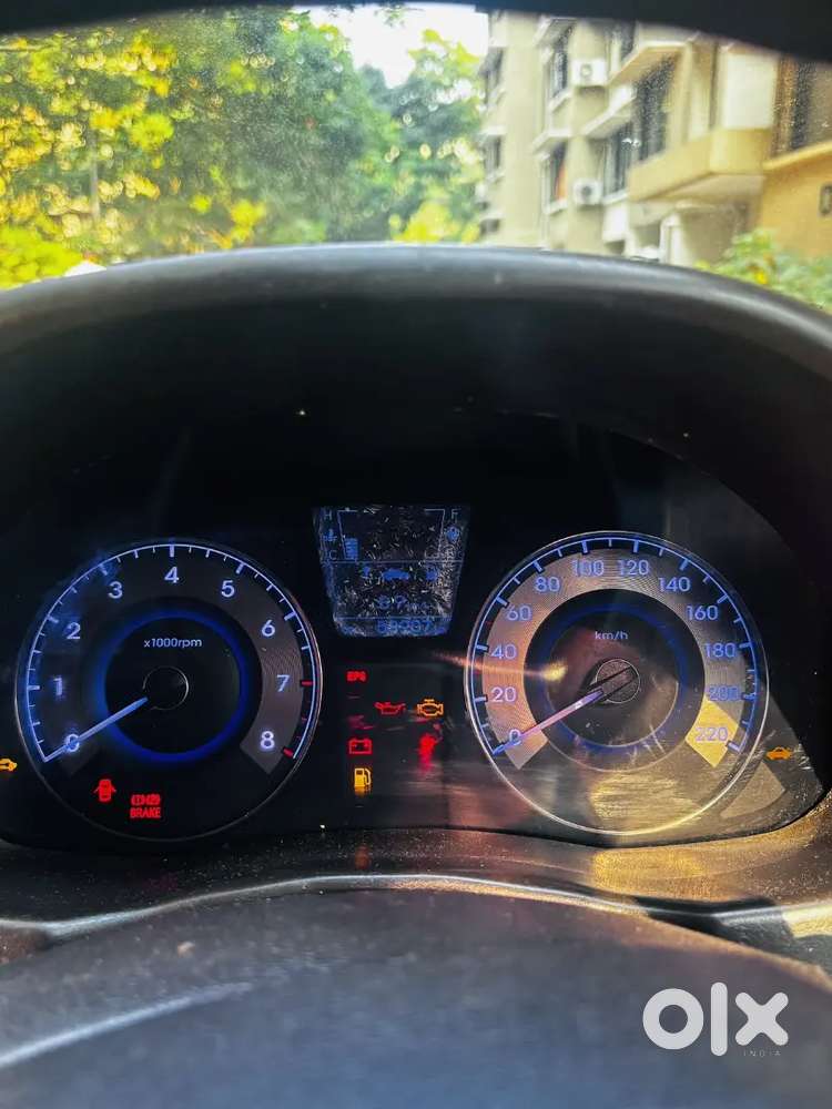 Hyundai Verna Fluidic 2012