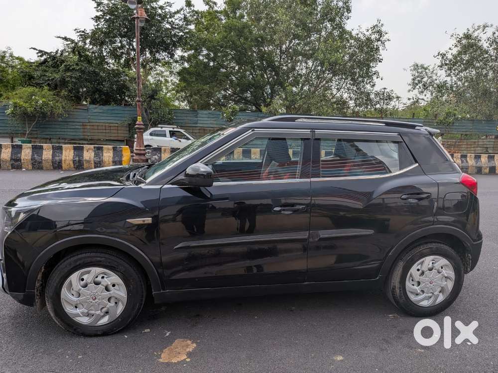 Mahindra Xuv300 W8 Option, 2023, Petrol