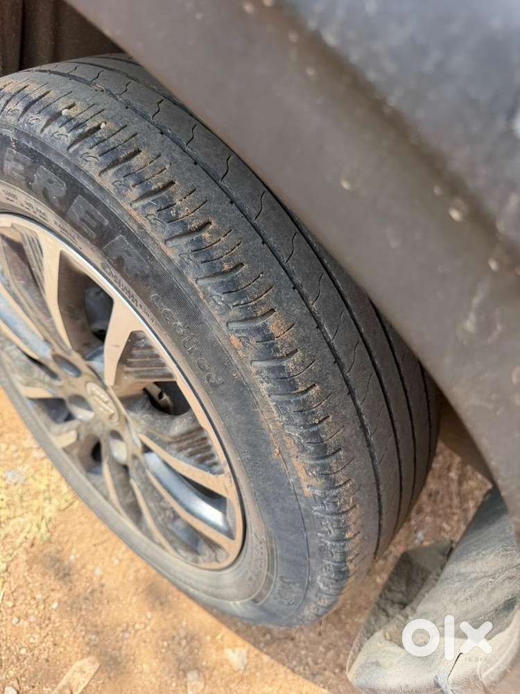 Maruti Suzuki Brezza Petrol Well Maintained