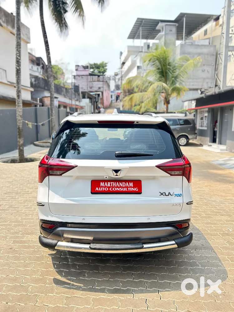 Mahindra Xuv700 2024 Ax7 L 7 Str At