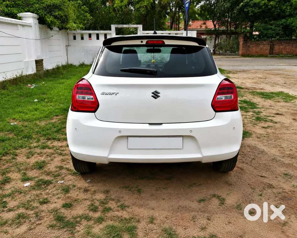 Maruti Suzuki Swift Zxi Plus 2020 Petrol 26,500 Km Driven