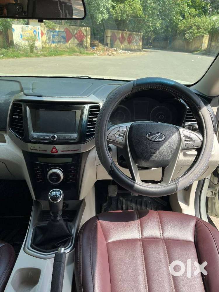 Mahindra Xuv300 W8, 2021, Petrol