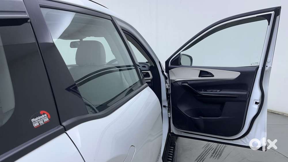 Mahindra Xuv700 2.2 Ax 5 Diesel Mt Str, 2023, Diesel