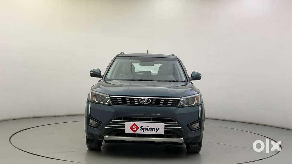 Mahindra Xuv300 1.2 W8 (o) Amt Petrol, 2022, Petrol