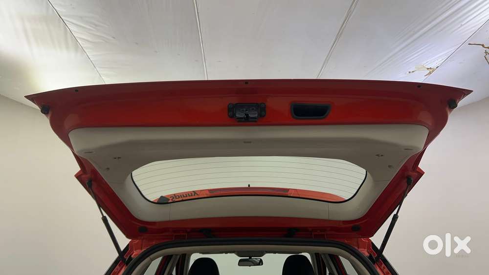 Mahindra Xuv300 W8, 2019, Petrol