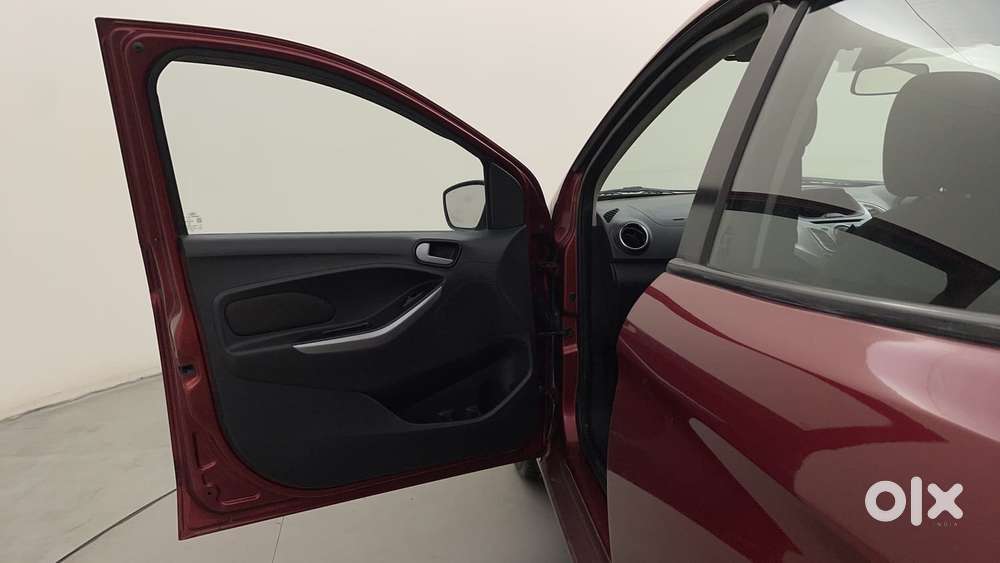 Ford Figo 1.2p Titanium Plus Mt, 2016, Petrol