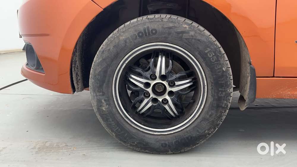 Tata Tiago Xe, 2018, Petrol