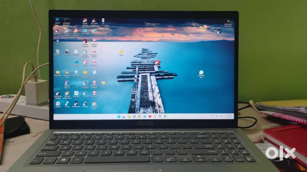 Asus Vivobook 15 (2022) i3 10th Gen 8GB Ram 512 GB Ram Win11
