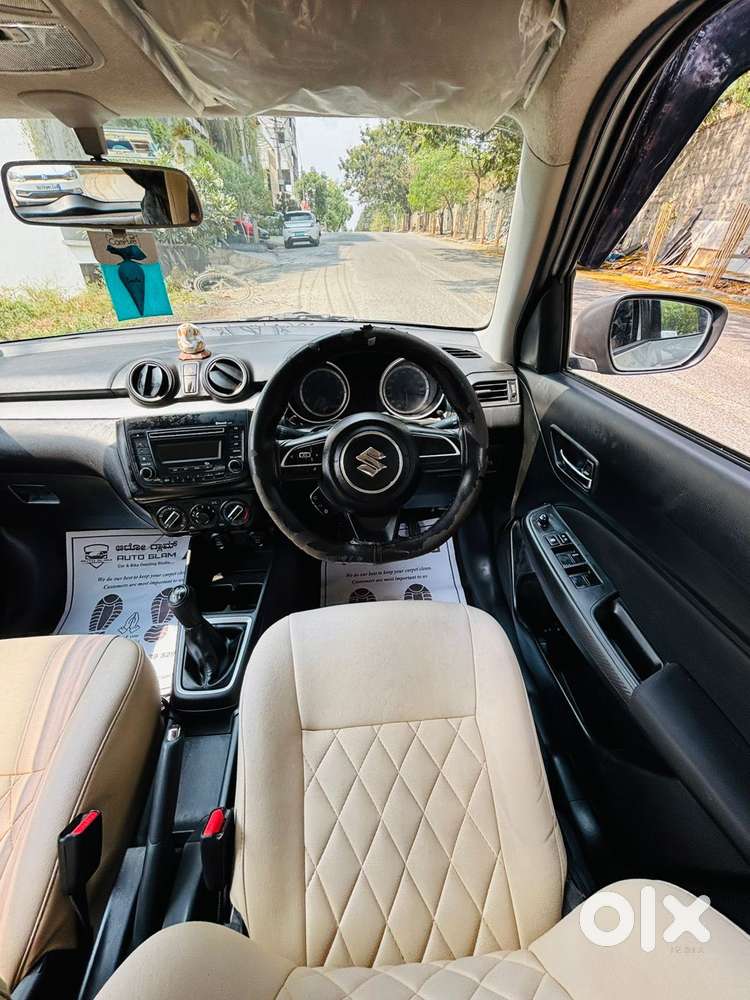 Maruti Suzuki Swift Vxi Optional, 2020, Petrol
