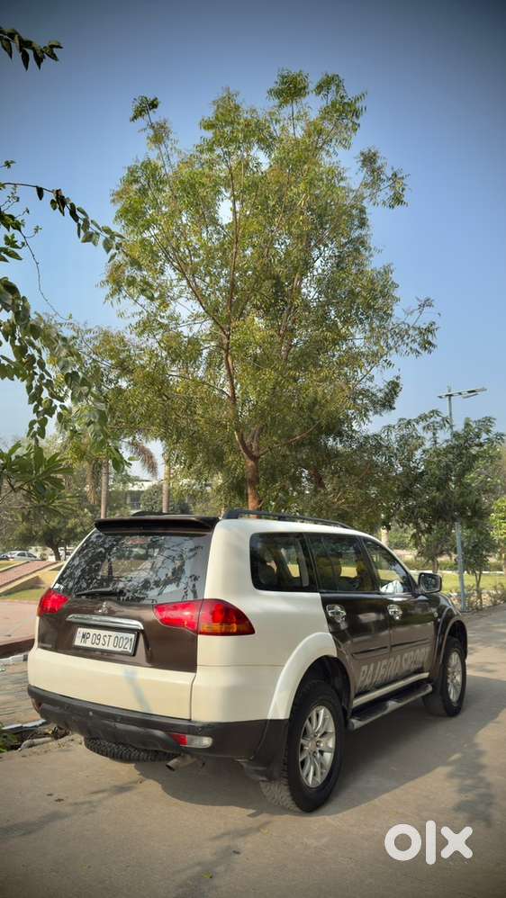 Mitsubishi Pajero Sport 4x4 Manual 2014 Diesel  Vip 0021  Excellent