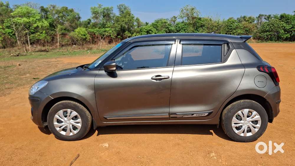 Maruti Suzuki Swift Vxi Optional, 2023, Petrol