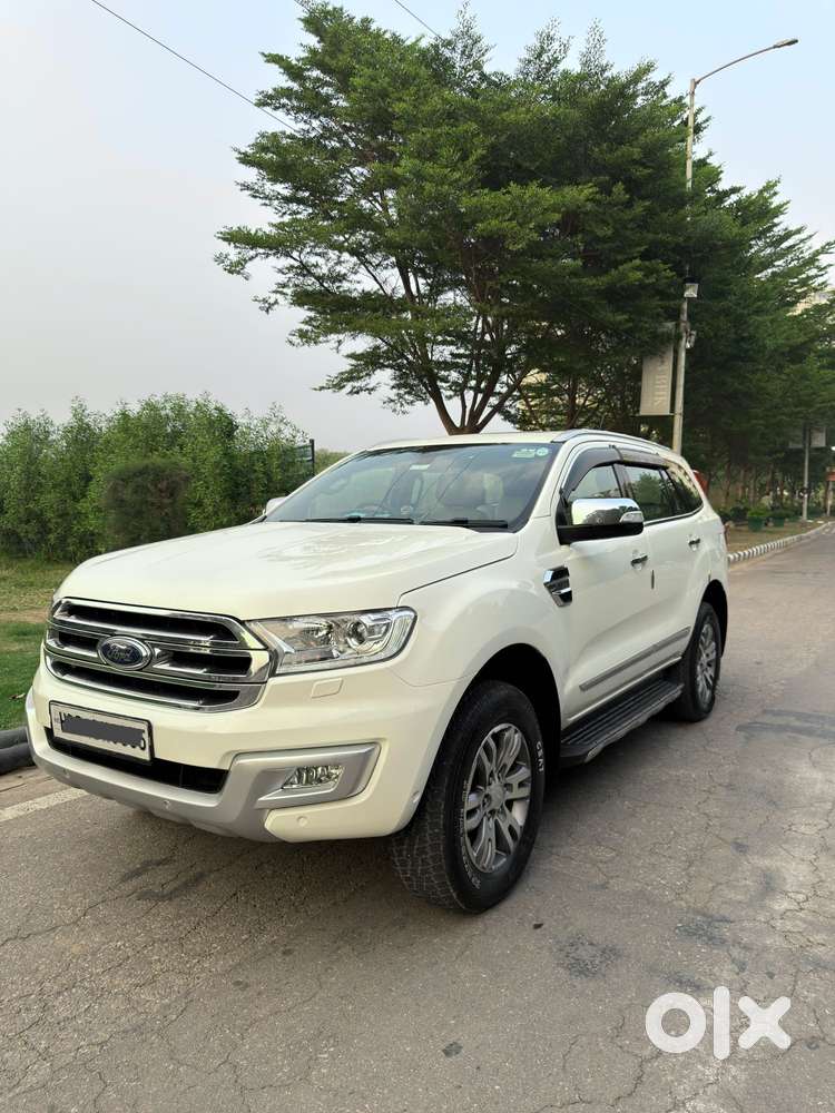 Ford Endeavour 3.2 Titanium At 4x4, 2017, Diesel