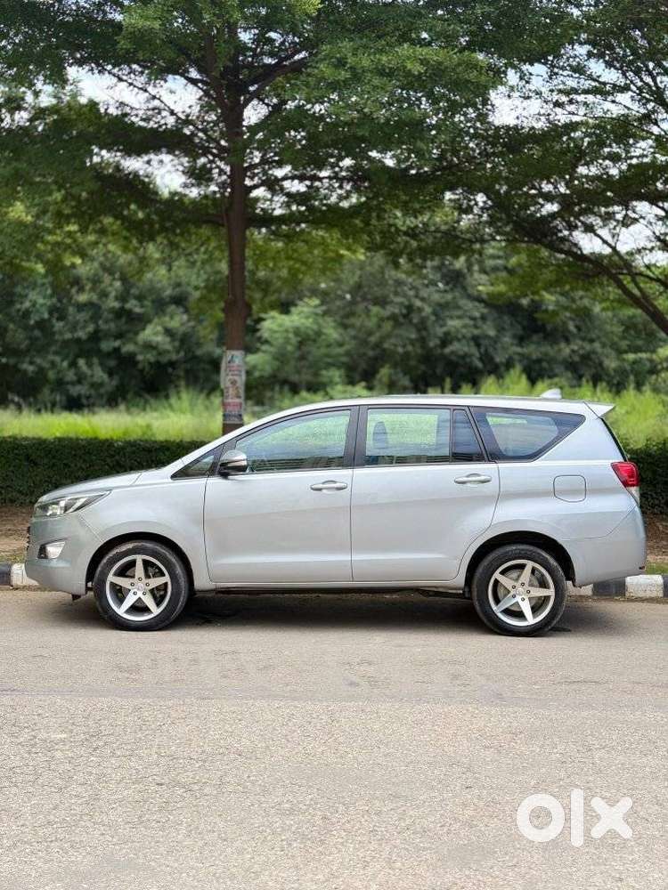Toyota Innova Crysta, 2016, Diesel