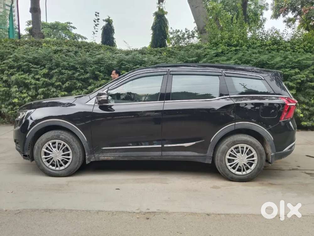Mahindra Xuv700 7 Seatr  2025 Year