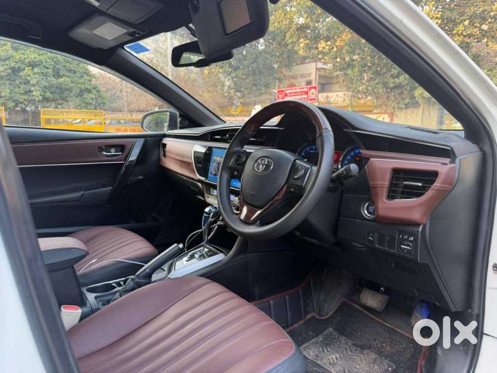 Toyota Corolla Altis Vl, 2016, Petrol