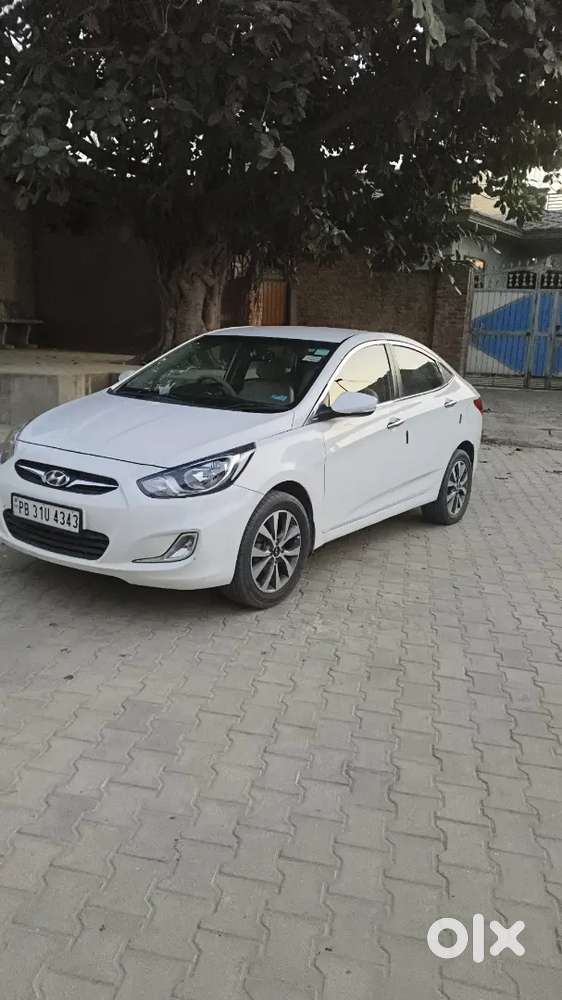 Hyundai New Verna 2014 Diesel 200000 Km Driven