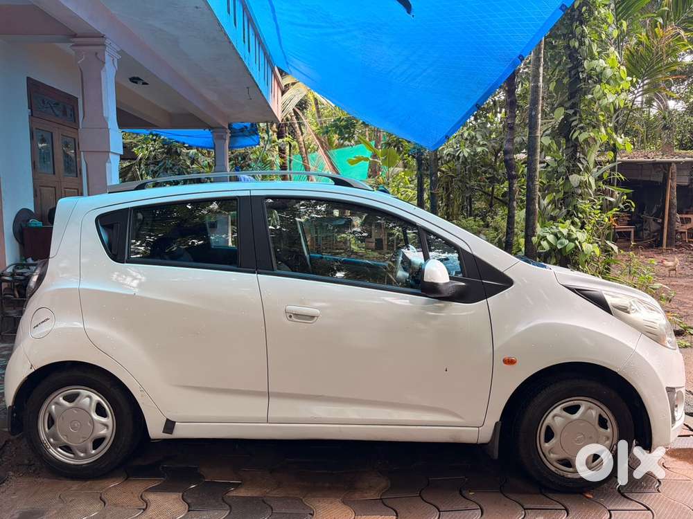 Chevrolet Beat Petrol 2012
