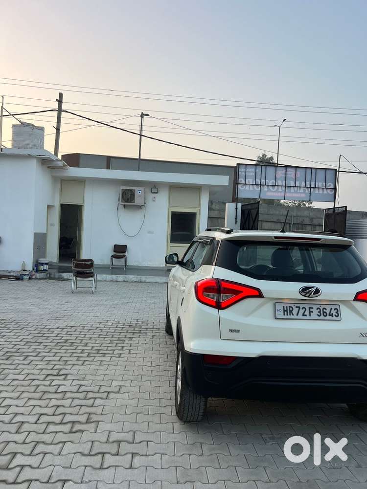 Mahindra Xuv300 W6, 2021, Petrol