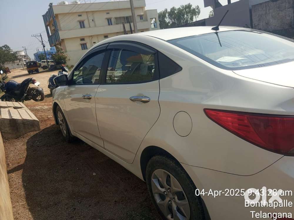 Hyundai Fluidic Verna 2017