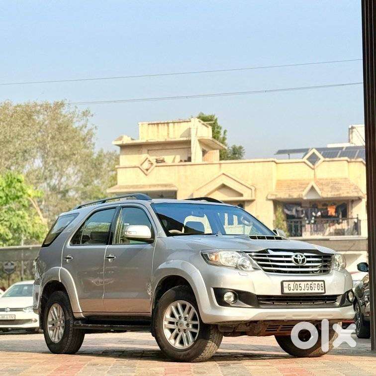 Toyota Fortuner 3.0 4x2 Automatic, 2013, Diesel