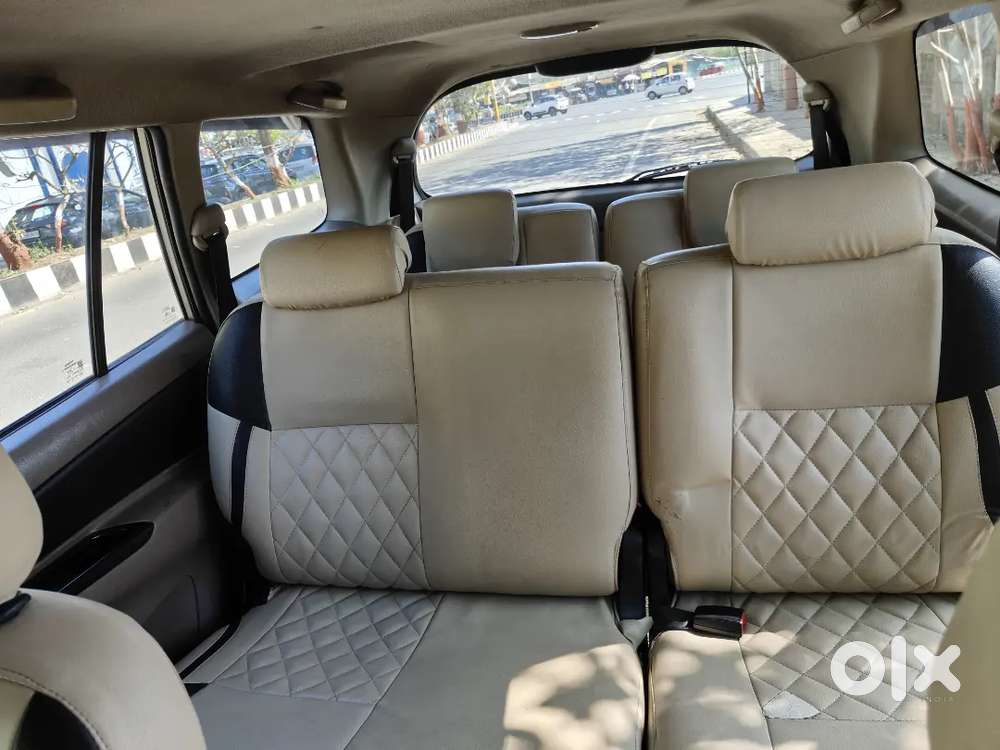 Toyota Innova 2015 Diesel Well Maintained
