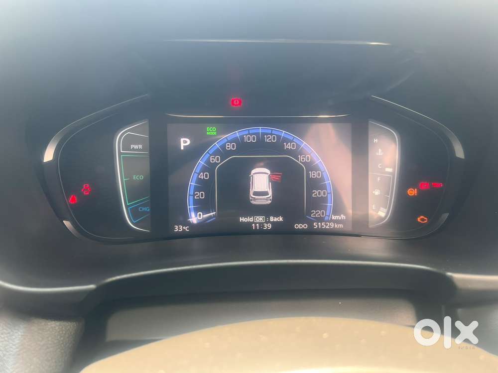 Maruti Suzuki Grand Vitara 1.5 Alpha Plus Intelligent Hybrid Ecvt, 2..