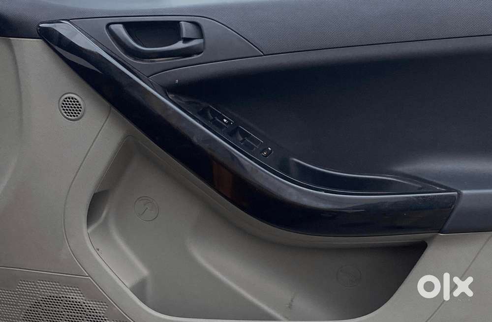 Tata Nexon 1.2 Revotron Xma, 2019, Petrol