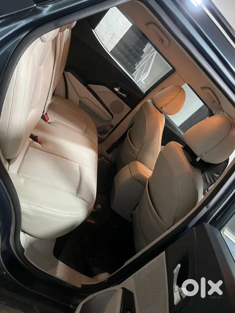 Mahindra Xuv300 Diesel 2021 1st Owner