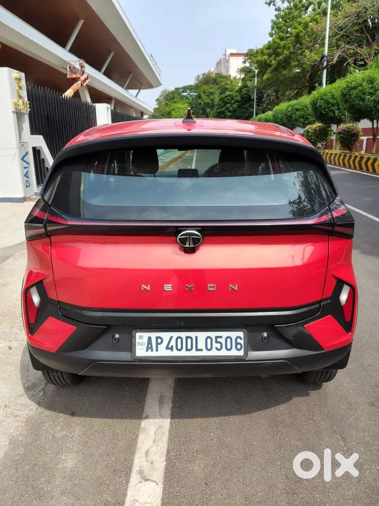Tata Nexon 2024 Petrol 9200 Km Driven