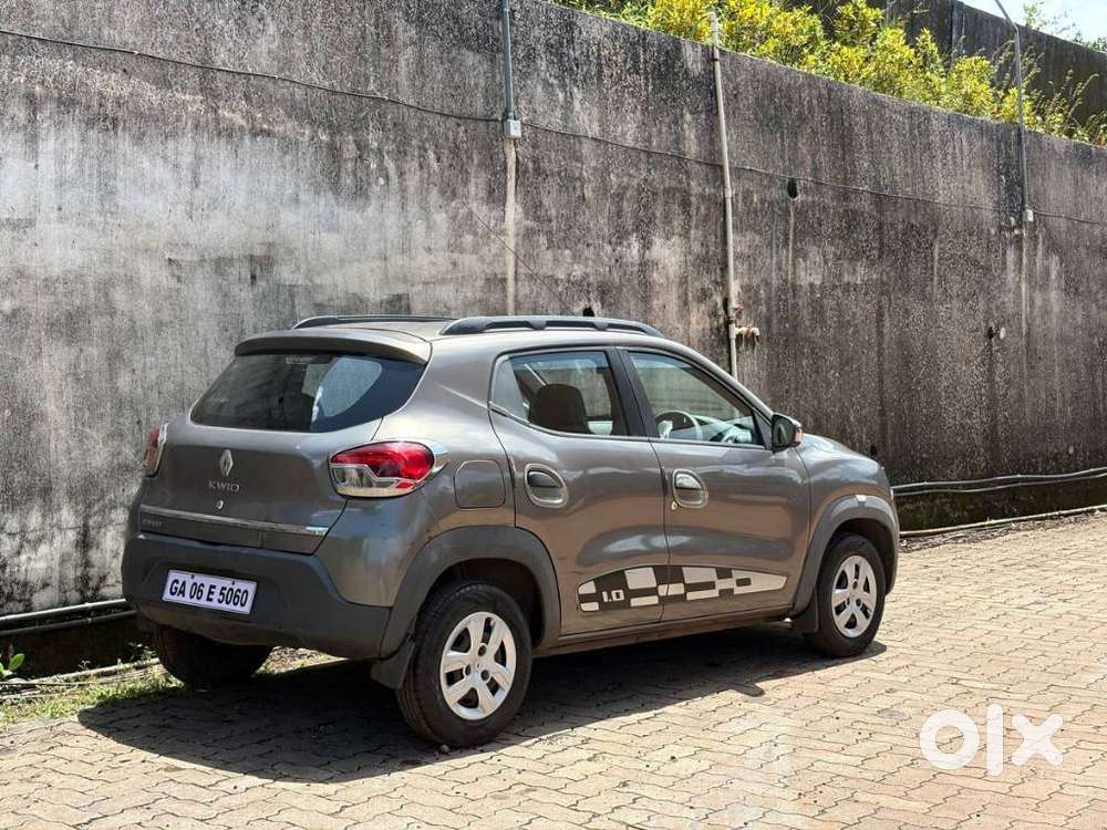 Renault Kwid 1.0 Rxt 02 Anniversary Edition, 2016, Petrol