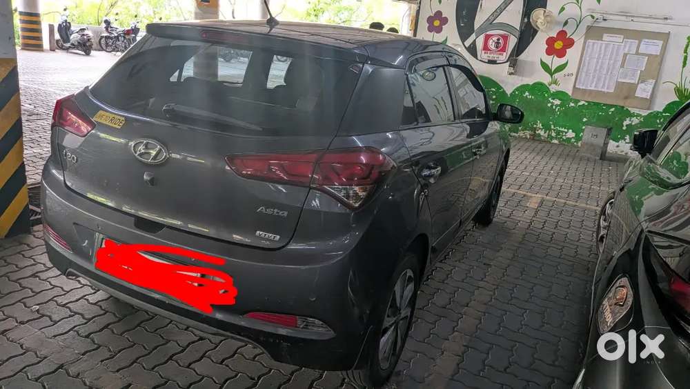Hyundai Elite I20 2015- Spinny And Car24 Executive Please Excuse