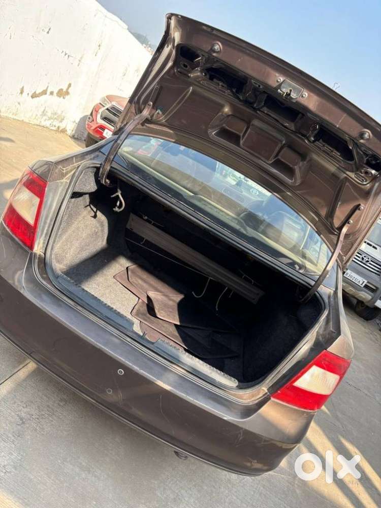 Skoda Rapid 1.6 Mpi At Ambition, 2016, Diesel