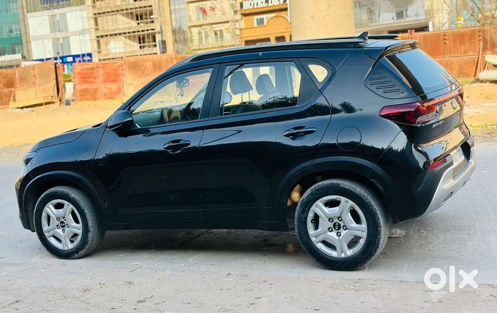 Kia Sonet Aurochs Edition 1.0 Petrol 7dct, 2020, Petrol