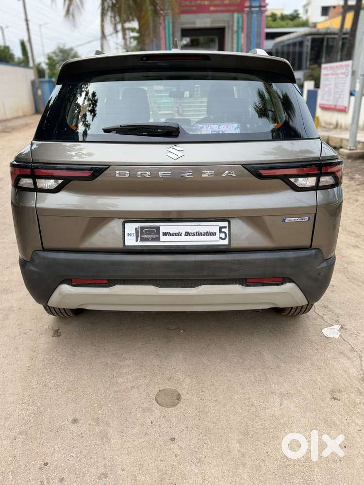 Maruti Suzuki Brezza 1.5 Vxi At Smart Hybrid, 2025, Petrol