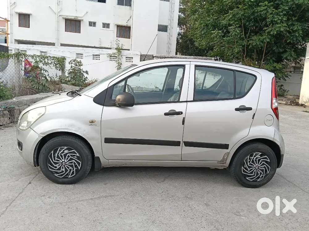 Maruti Suzuki Ritz 2011 Diesel 128000 Km Driven