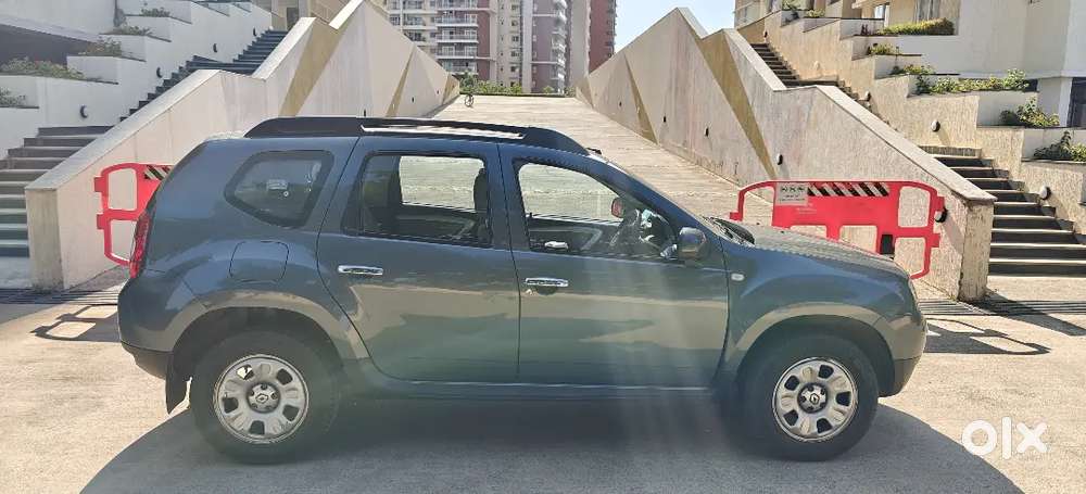Renault Duster 2014 Petrol Well Maintained